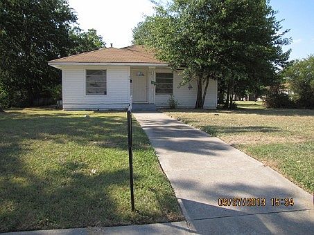 1st image of 901 S 13th St