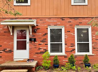 476 Robbe Ave, Belleville, MI 48111