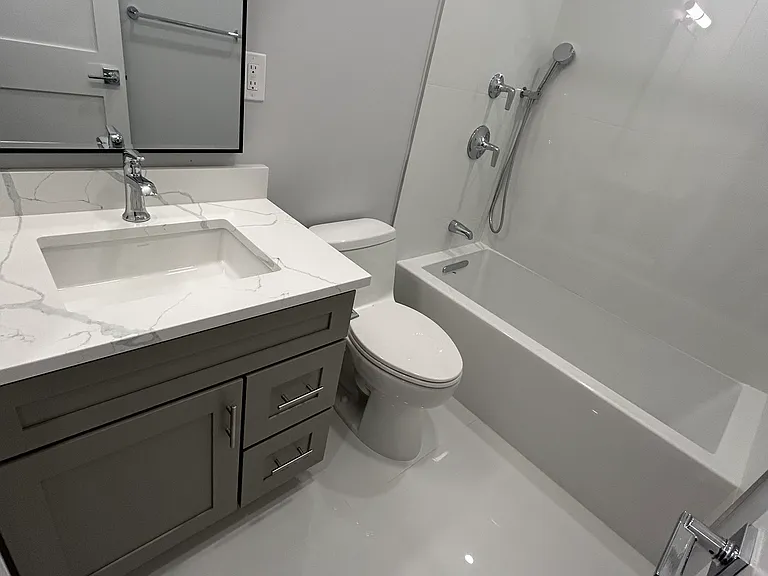 61 Adelphi Ave #63 — Photo 9