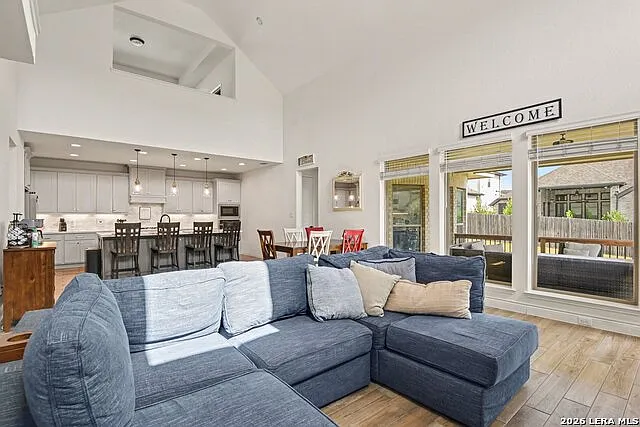9003 Raven Pointe — Photo 11
