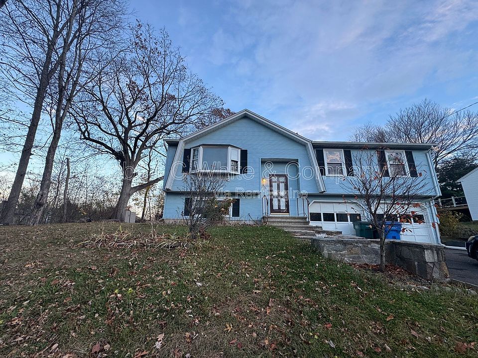 1st image of 316 Knob Hill Dr