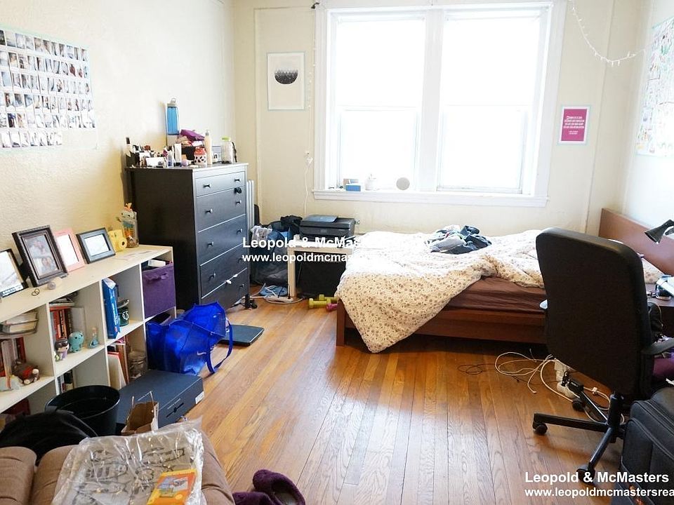 2nd image of 51 Linden St #4M