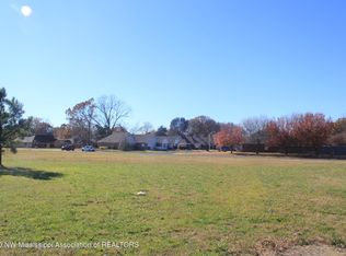 10905 Nichols Blvd, Olive Branch, MS 38654