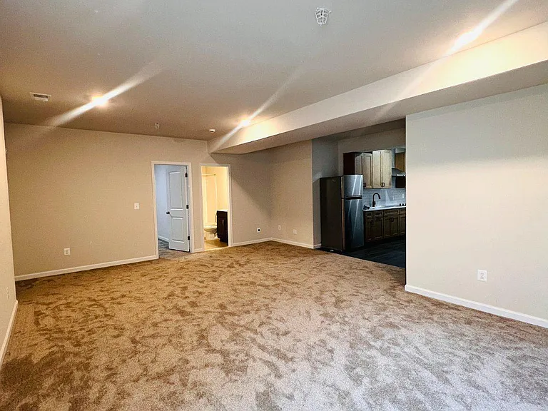 9875 Selkie Ln #BASEMENT — Photo 19