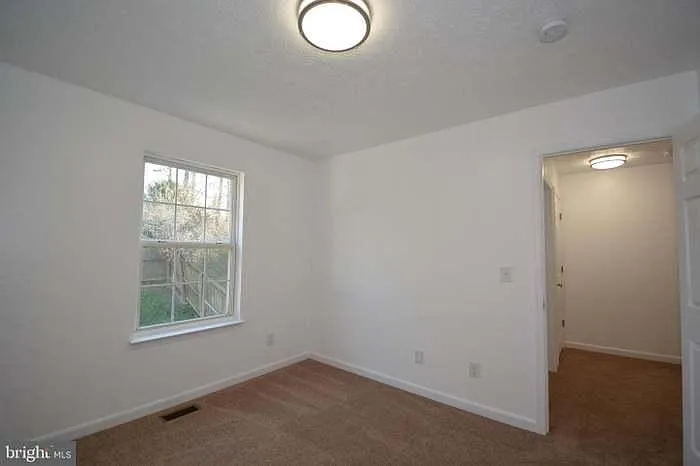 431 Ridgefield Ave — Photo 18