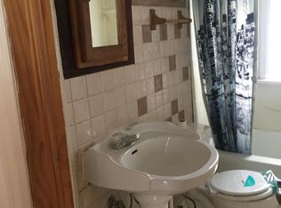 2013 S 32nd St, Milwaukee, WI 53215