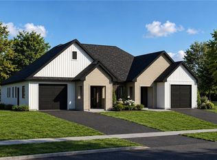 13 Cobalt St N #B, Perth East, ON N0K 1M0