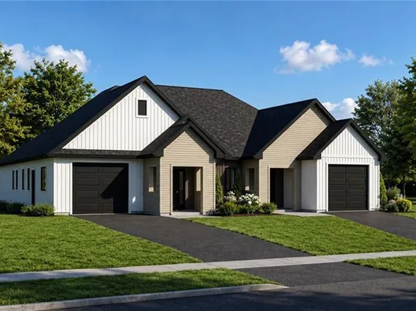 13 Cobalt St N #B, Perth East, ON N0K 1M0
