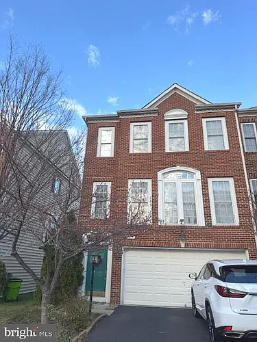8014 Samuel Wallis St Photo 1
