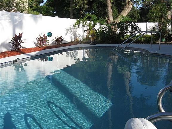 Florida garden pool