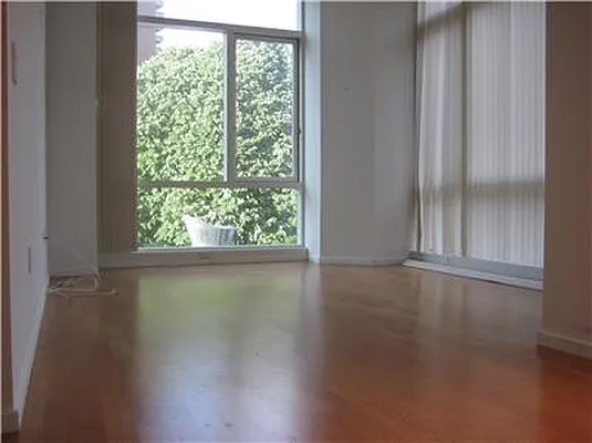 Sold by Level Group | media 18