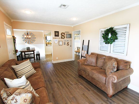 3rd image of 2616 County Road 33
