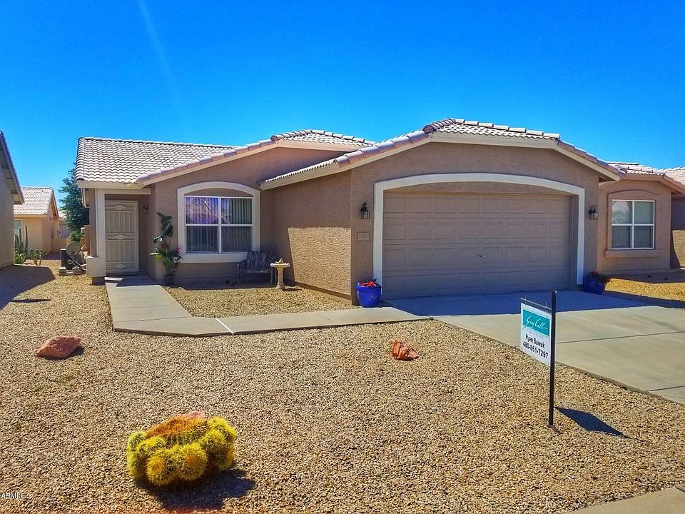 1st image of 1401 E Torrey Pines Ln