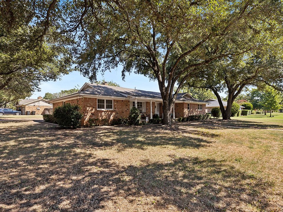 1st image of 1236 Crestwood Dr