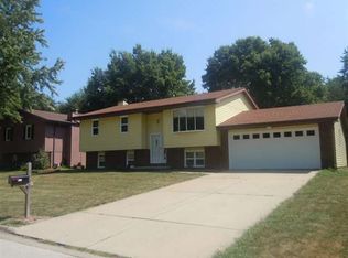 1122 Liberty Rd, Normal, IL 61761