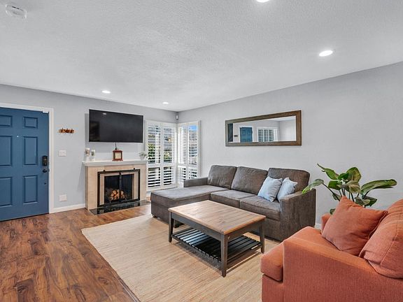 4th image of 723 Linda Flora St