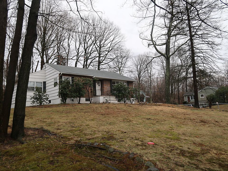 1st image of 2 Milrose Ln