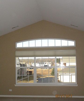5th image of 2727 Acorn Ct Unit 18D