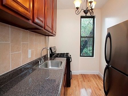 5th image of 2525 Bedford Ave APT C4