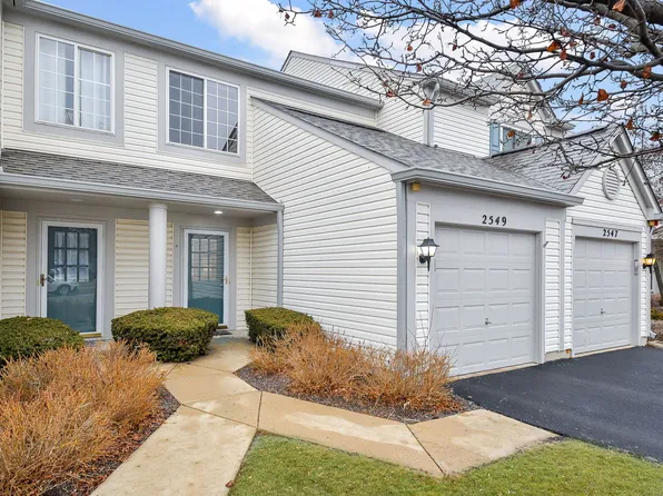 2549 Arcadia Cir, Naperville, IL 60540