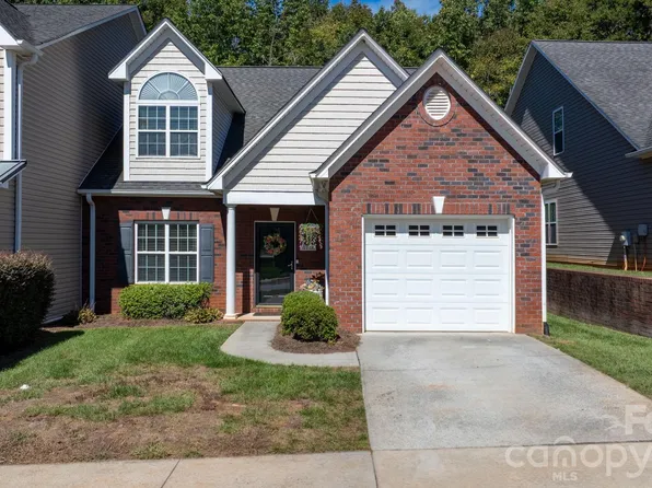 4746 Braxton Gate Ln #8, Hickory, NC 28602
