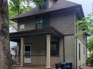 1319 Forest Ct, Ann Arbor, MI 48104