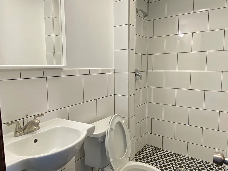 284 Berkeley Rd #292 — Photo 6