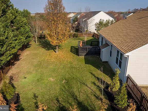4th image of 4407 Battery Hill Ln