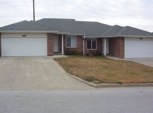 3709-3856 W Montclair St #3840, Springfield, MO 65807