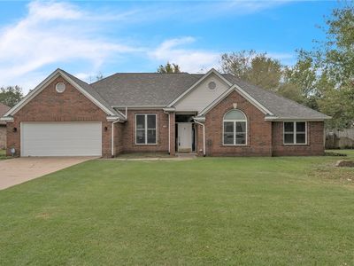 105 W Henson Ave, Springdale, AR, 72764