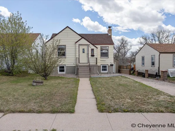 909 E 23rd St, Cheyenne, WY 82001
