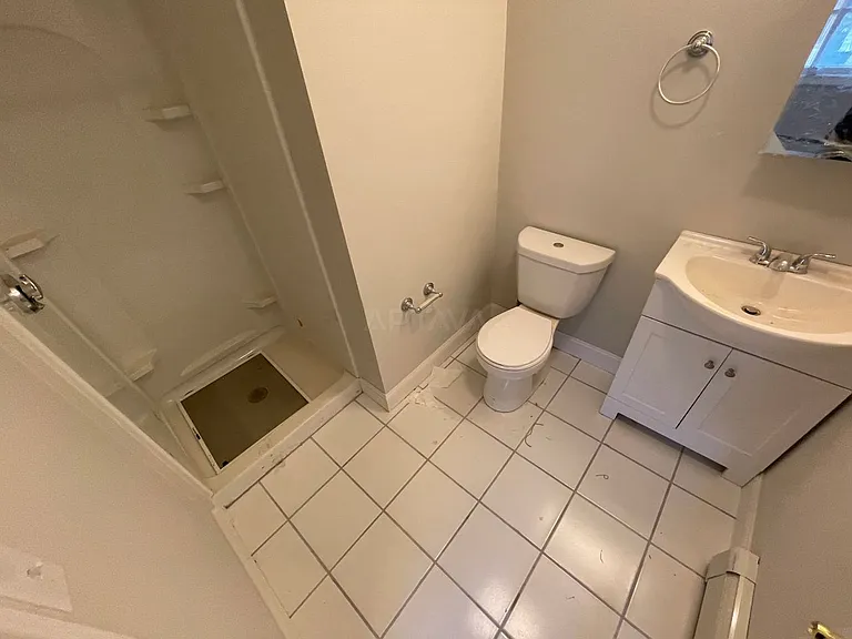 10 Park St #2 — Photo 12