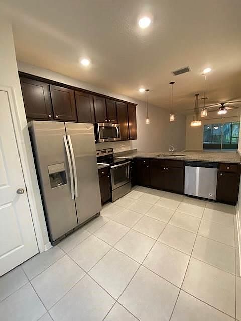 1st image of 1113 Hillhurst Dr #1113