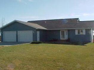 1301 S 9th St, Britton, SD 57430