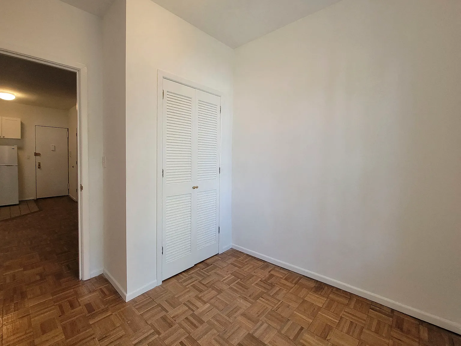 343 East 85th Street — Photo 4