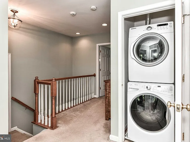 14104 Flicker Ct — Photo 34