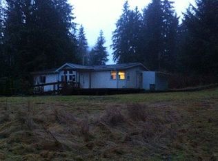 211 Rainbow Ave, Forks, WA 98331
