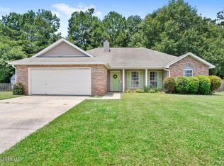 8904 Marguerite Dr, Ocean Springs, MS 39564
