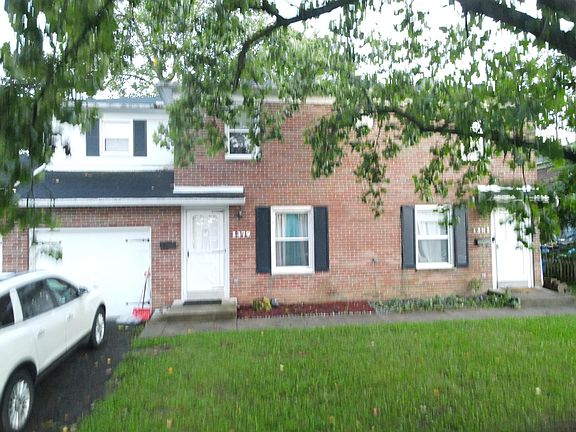 4th image of 1379-1381 Bradshire Dr