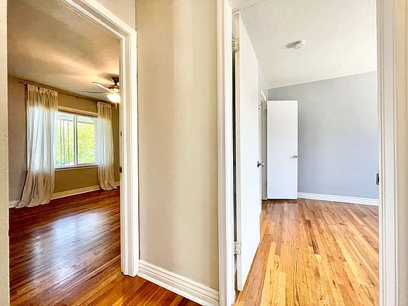 5th image of 2705 S Imperial St