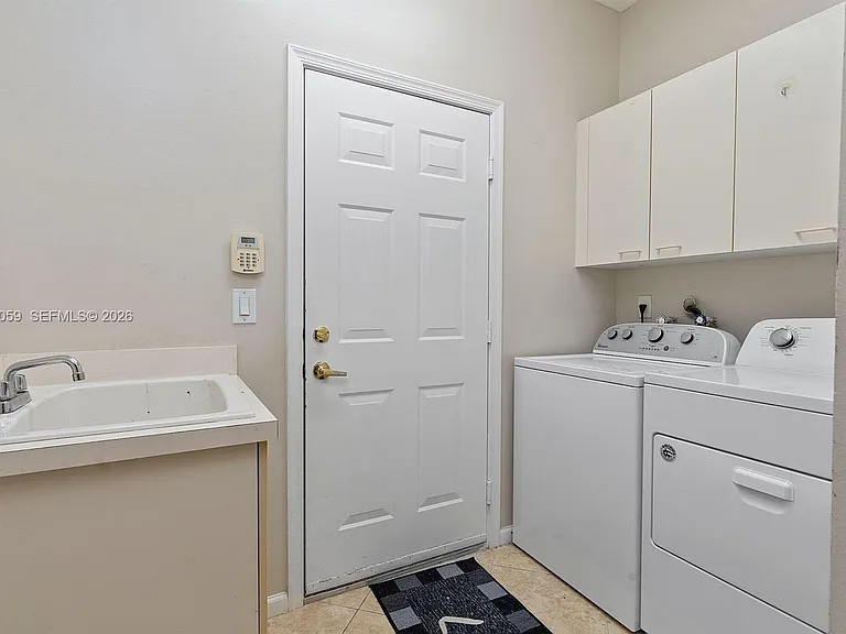 9869 Woodworth Ct — Photo 32