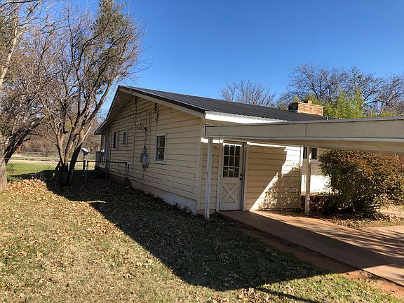 Side view & carport