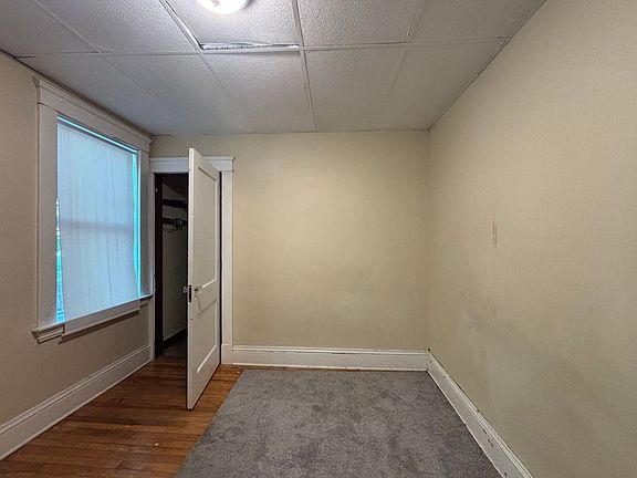 4th image of 24 Holland Rd #1