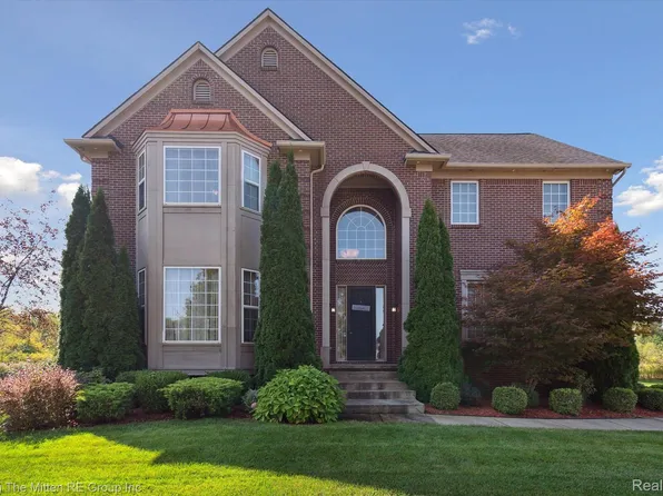 14217 Cobblestone Ct, Belleville, MI 48111