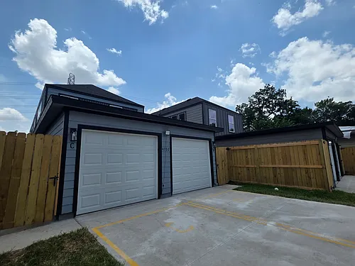 4702 Baton Rouge St Photo 1