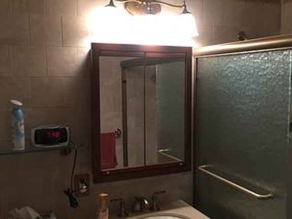 5th image of 2928 W 5th St #4R1