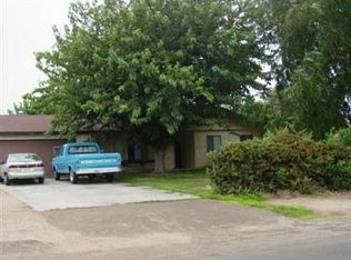 10598 Kern Rd, Hesperia, CA 92345