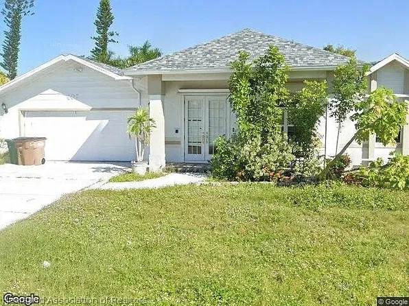 407 SE 17th Ave, Cape Coral, FL 33990
