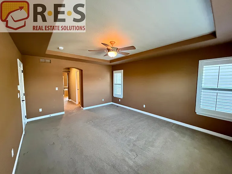 10761 Glengate Cir — Photo 13