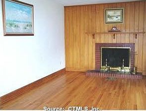 5th image of 50 Sherwood Cir